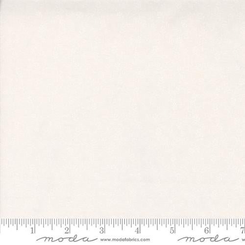 Itty Bitty Background Gatherings by Primitive Gatherings for Moda - Small Floral Off White
