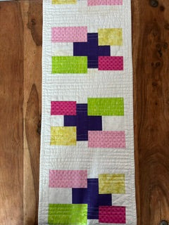 07/11/26 Modern Quilted Table Runner with Lianne 10:00 till 4:00 £45 ( Sewing Machine required.)
