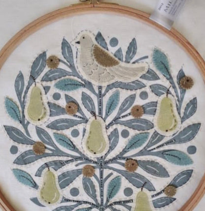 18/07/26 Christmas Lino Print Embellishment   - Workshop with Louise Nichols *Suitable for Beginners  (Sewing machine not required but might be handy) - 10am to 4pm