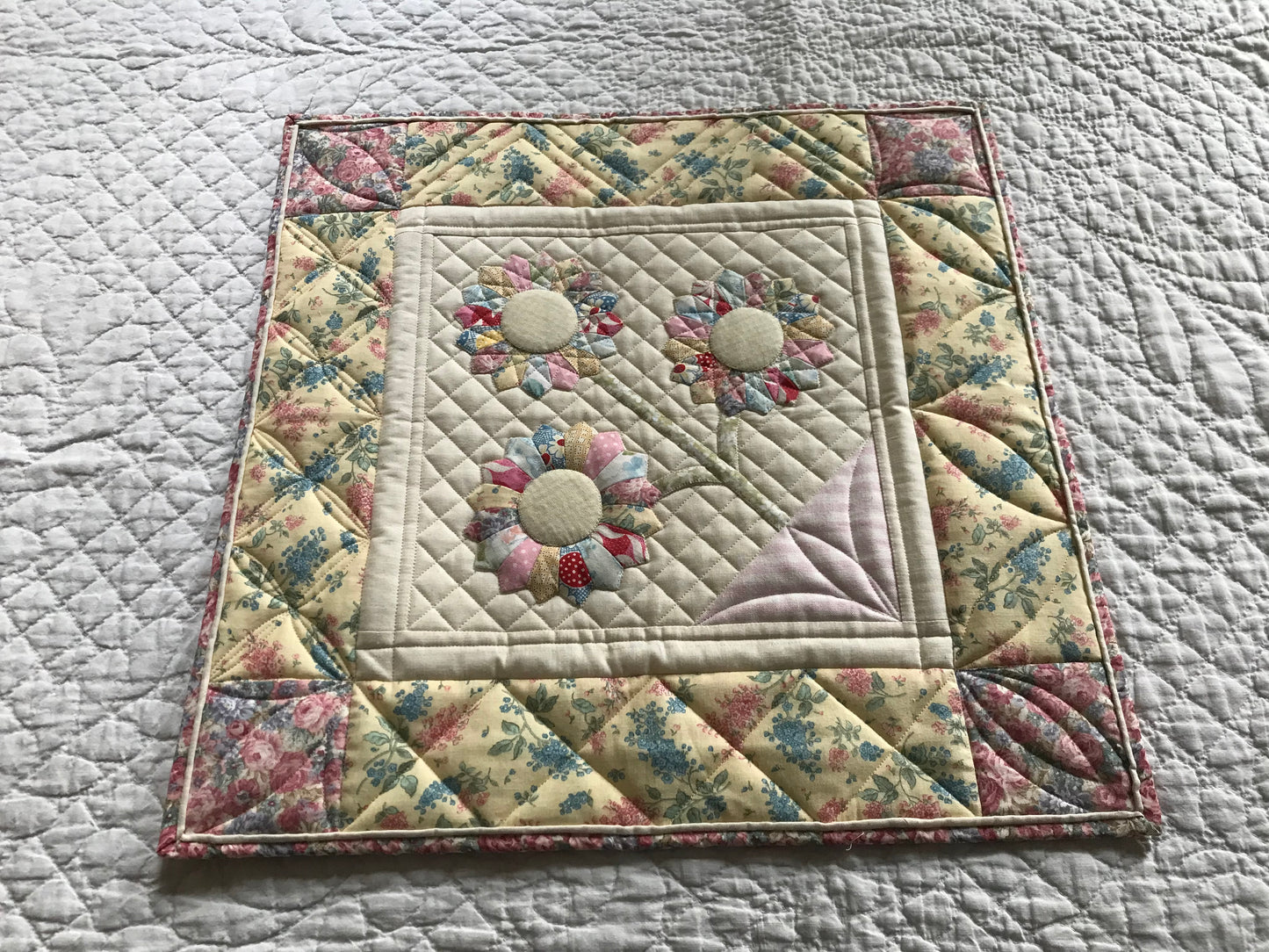 14/03/26 and 11/04/26. Precision Piecing and  Quilt Design. Workshop with Andrea Ashwell 10:00 till 4:00  Machine required.