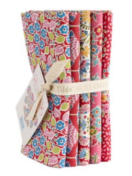 Pie in the Sky Fat Quarter Bundle -by Tilda - Red/Pink